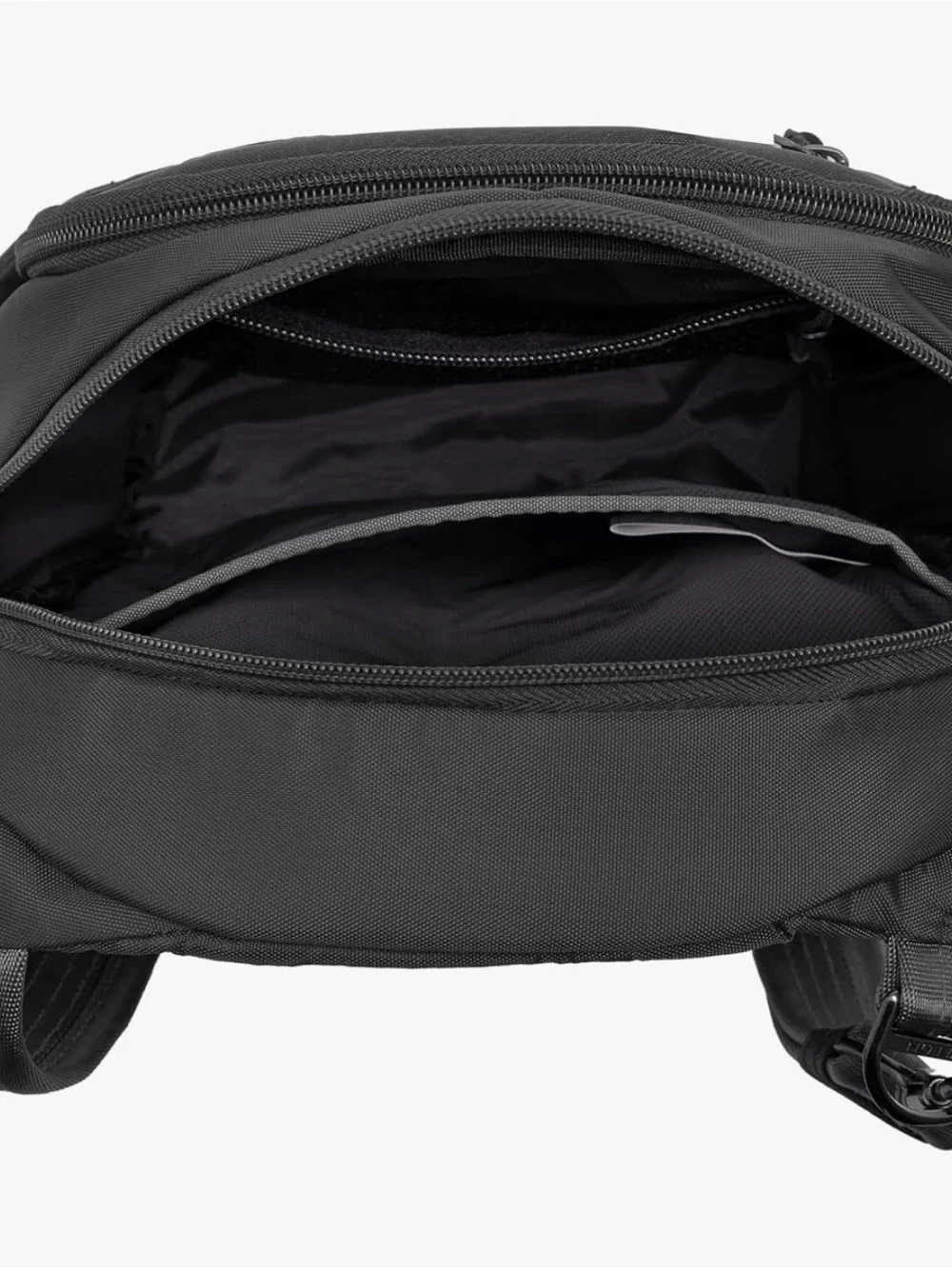 Travelon Black Men's Crossbody Messenger Bag